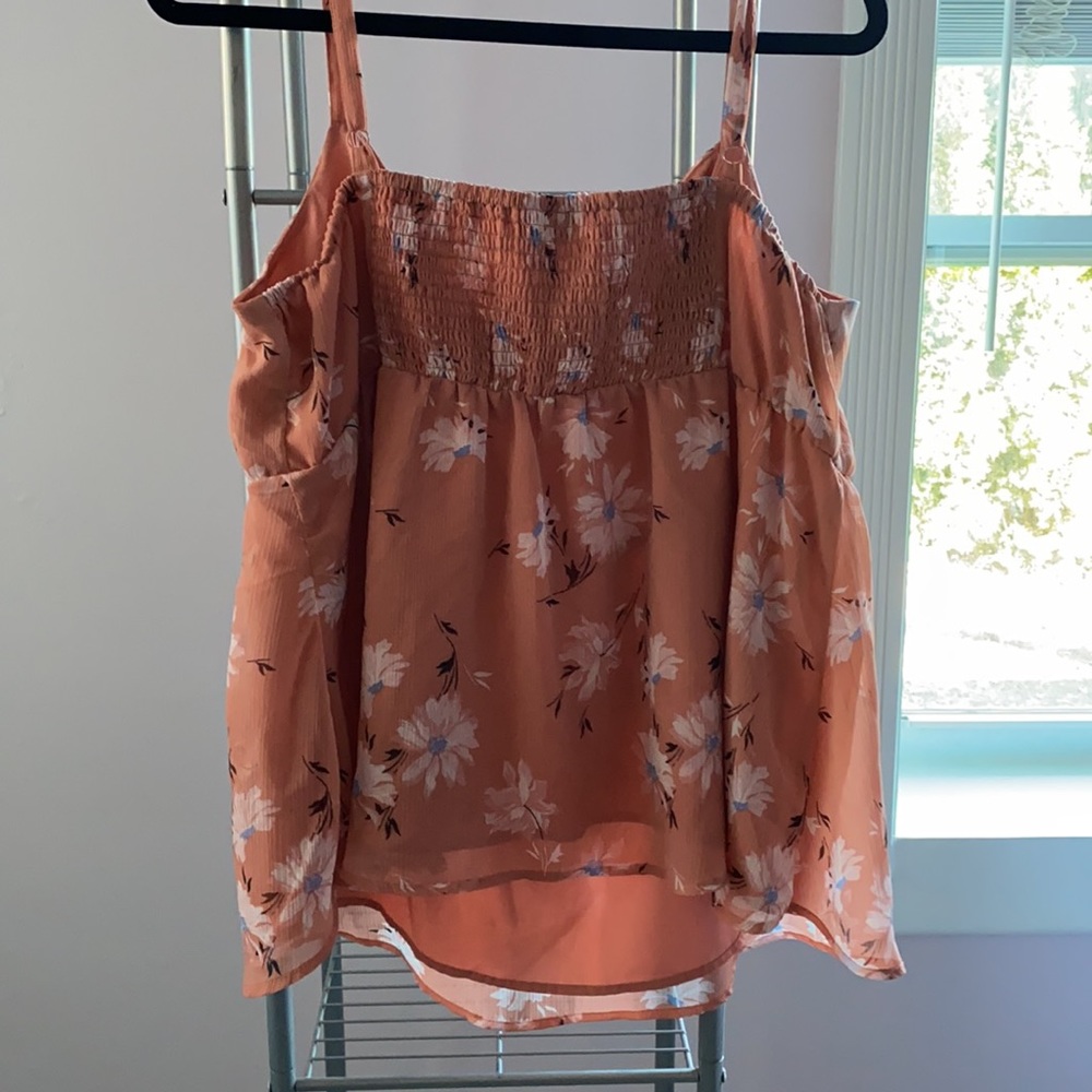 Top - Picture 3 of 3